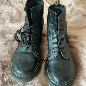 FAUX doc martens women’s size 7
